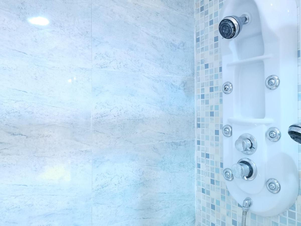 Apartamento Playa Victoria كاديز المظهر الخارجي الصورة